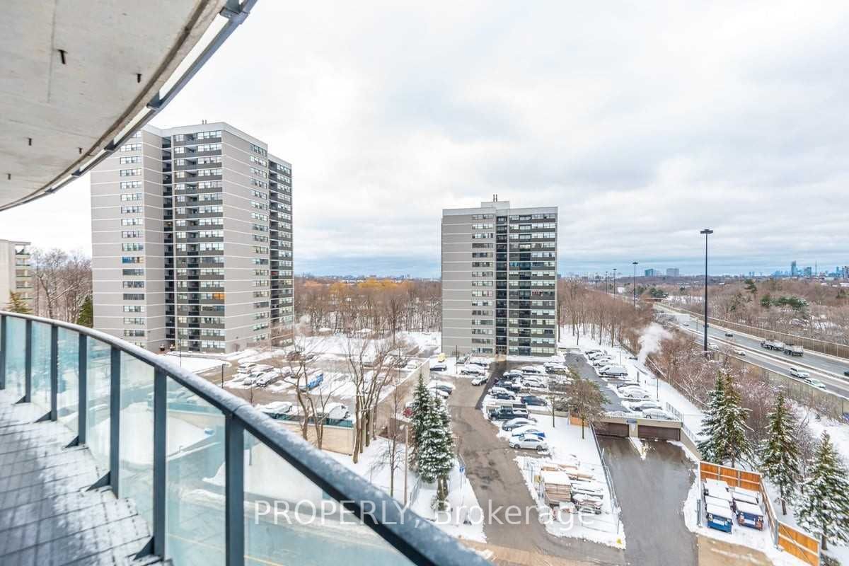 18 Valley Woods Road, #808