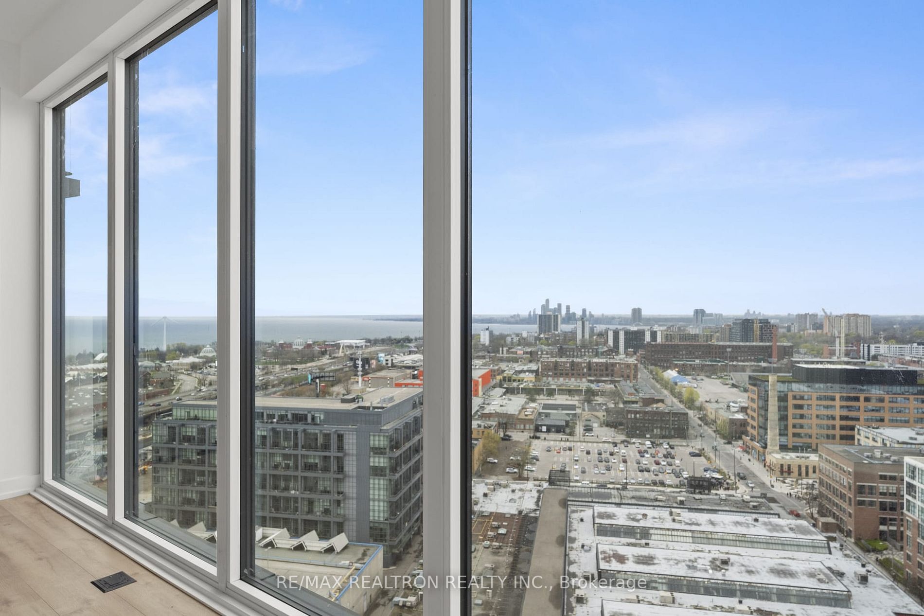 135 East Liberty St, #1905