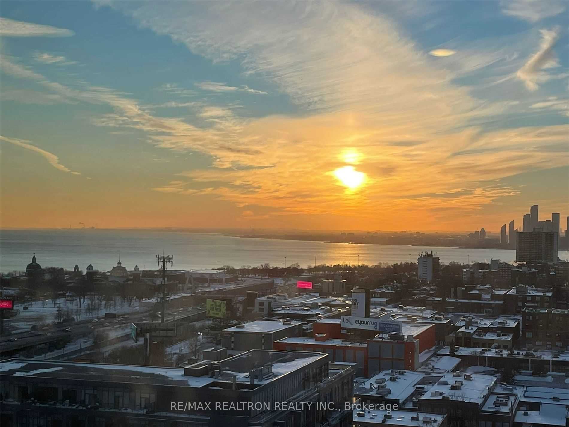 135 East Liberty St, #1905
