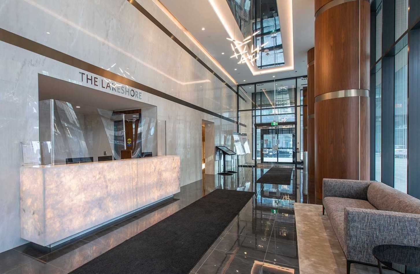 19 Bathurst St, #707