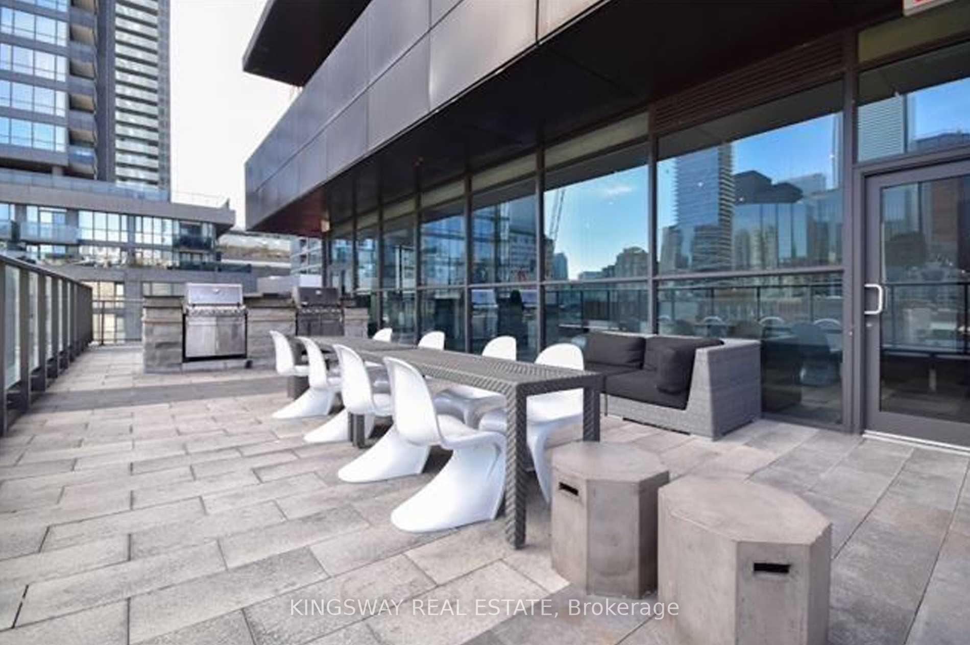 290 Adelaide St W, #3009