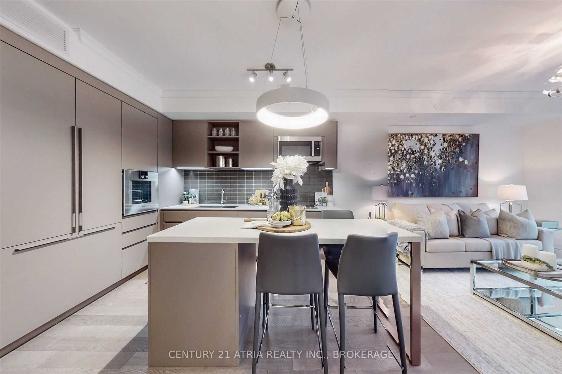 128 Pears Ave, #305