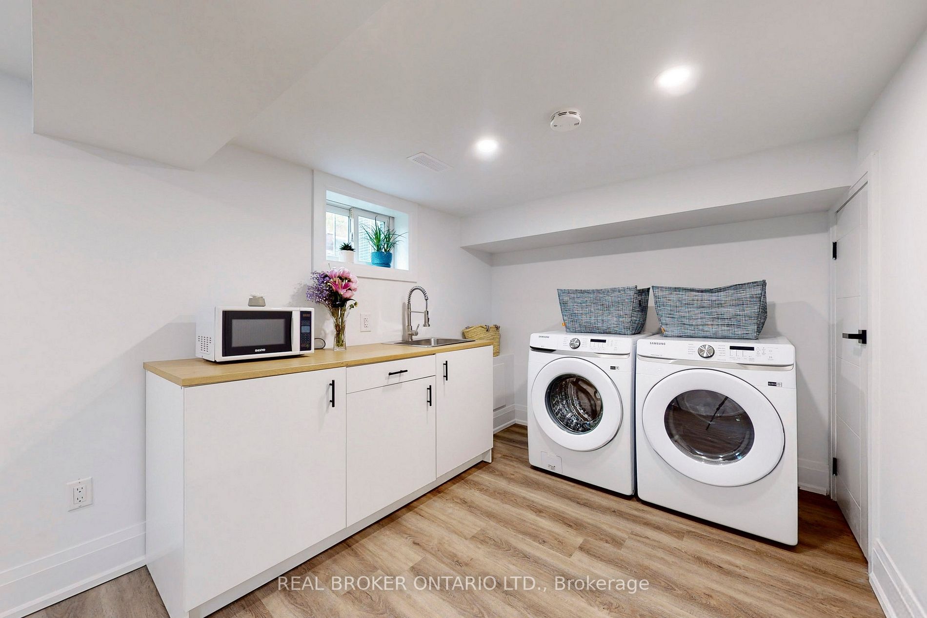 Listing C5938640 - Large Photo # 32