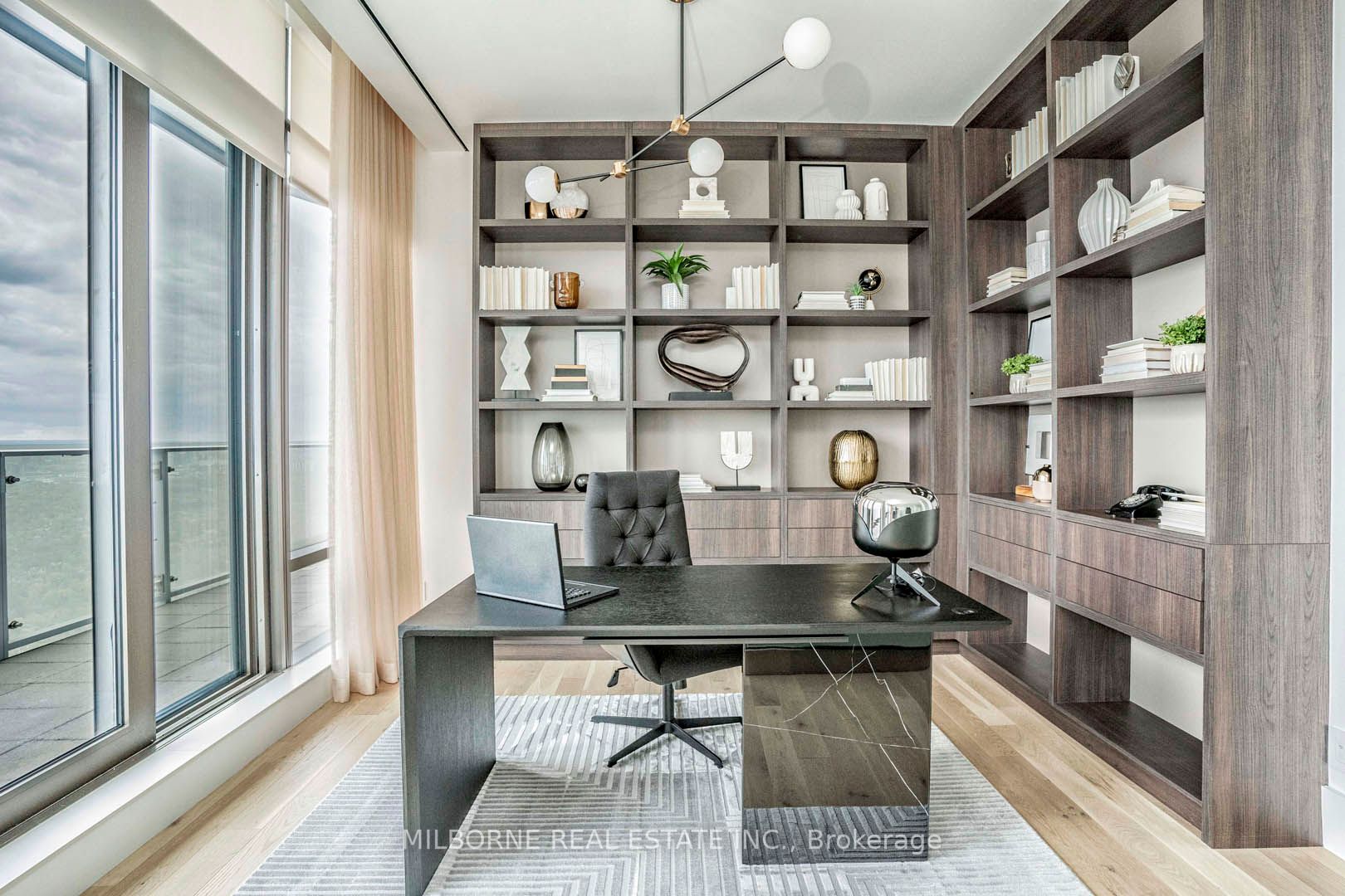 1 Bloor St E, #7504