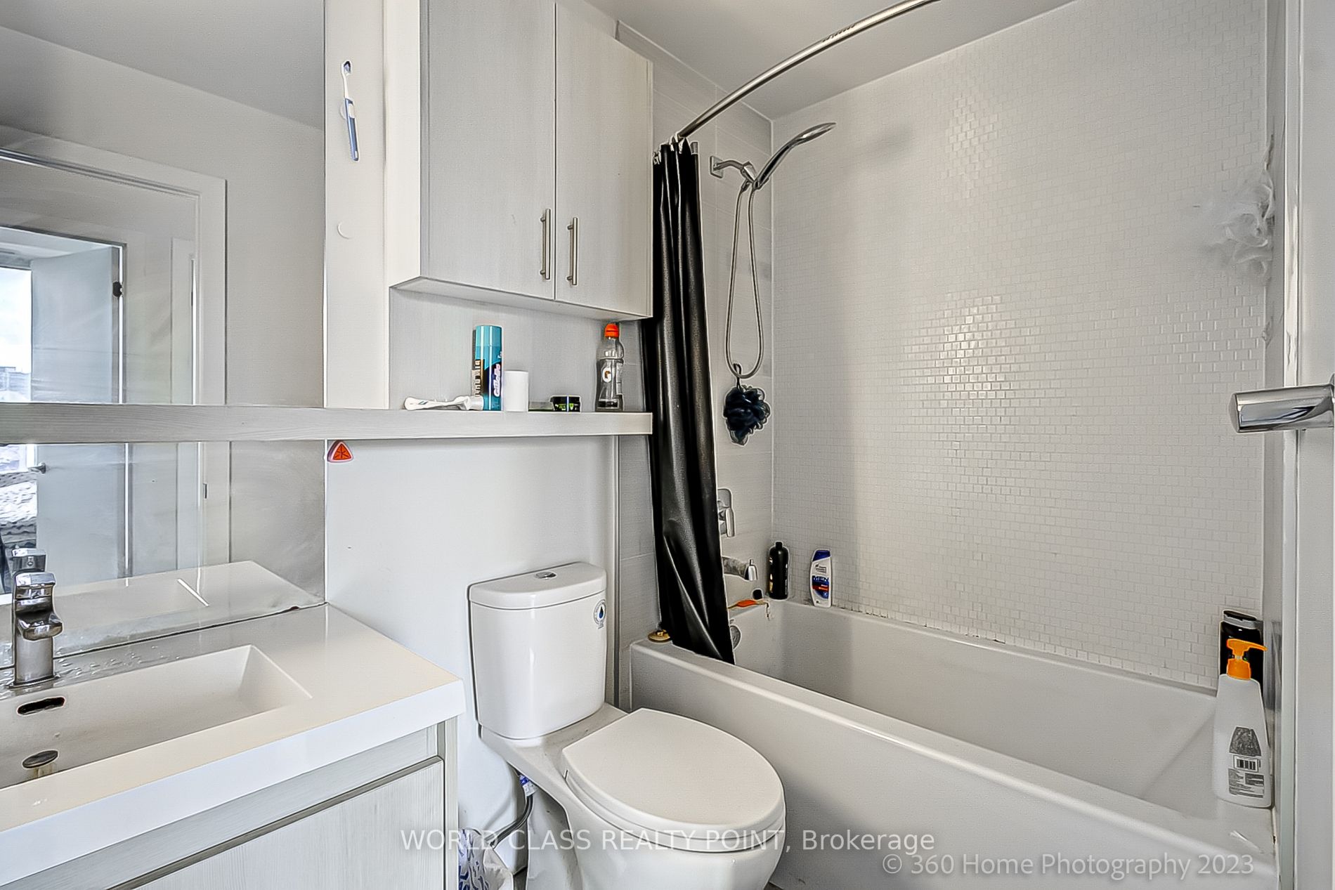 150 Fairview Mall Dr E, #611