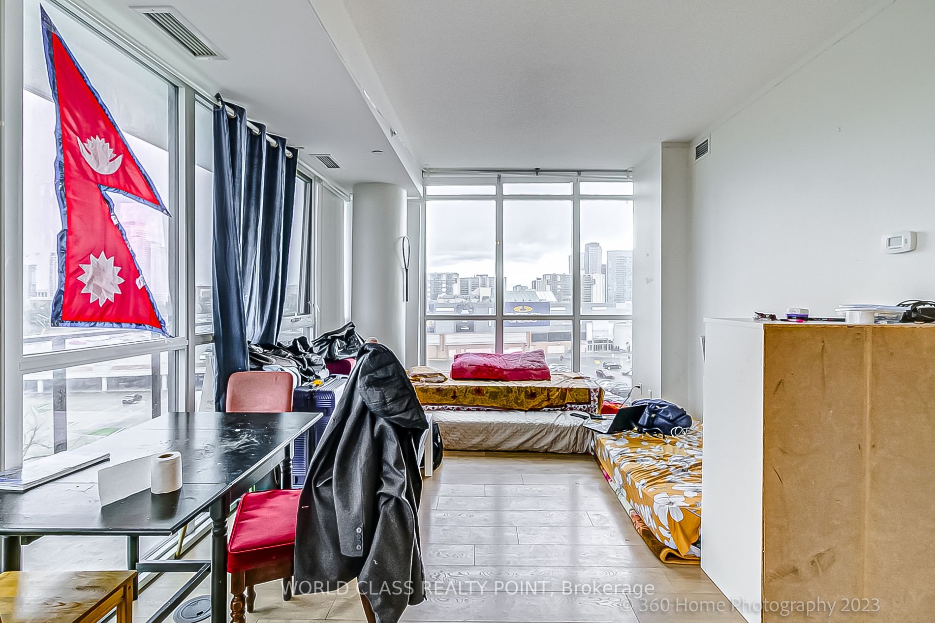 150 Fairview Mall Dr E, #611