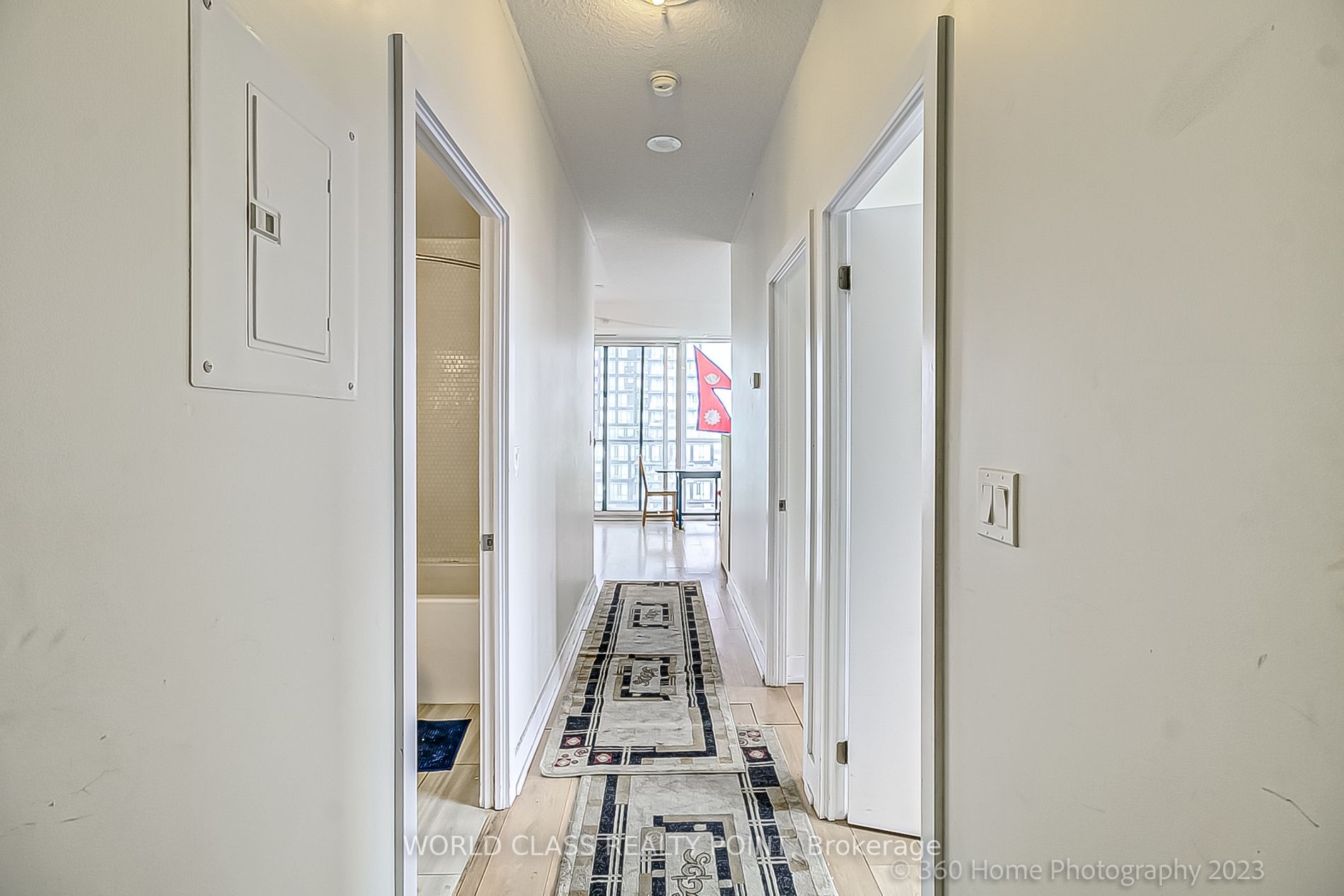 150 Fairview Mall Dr E, #611
