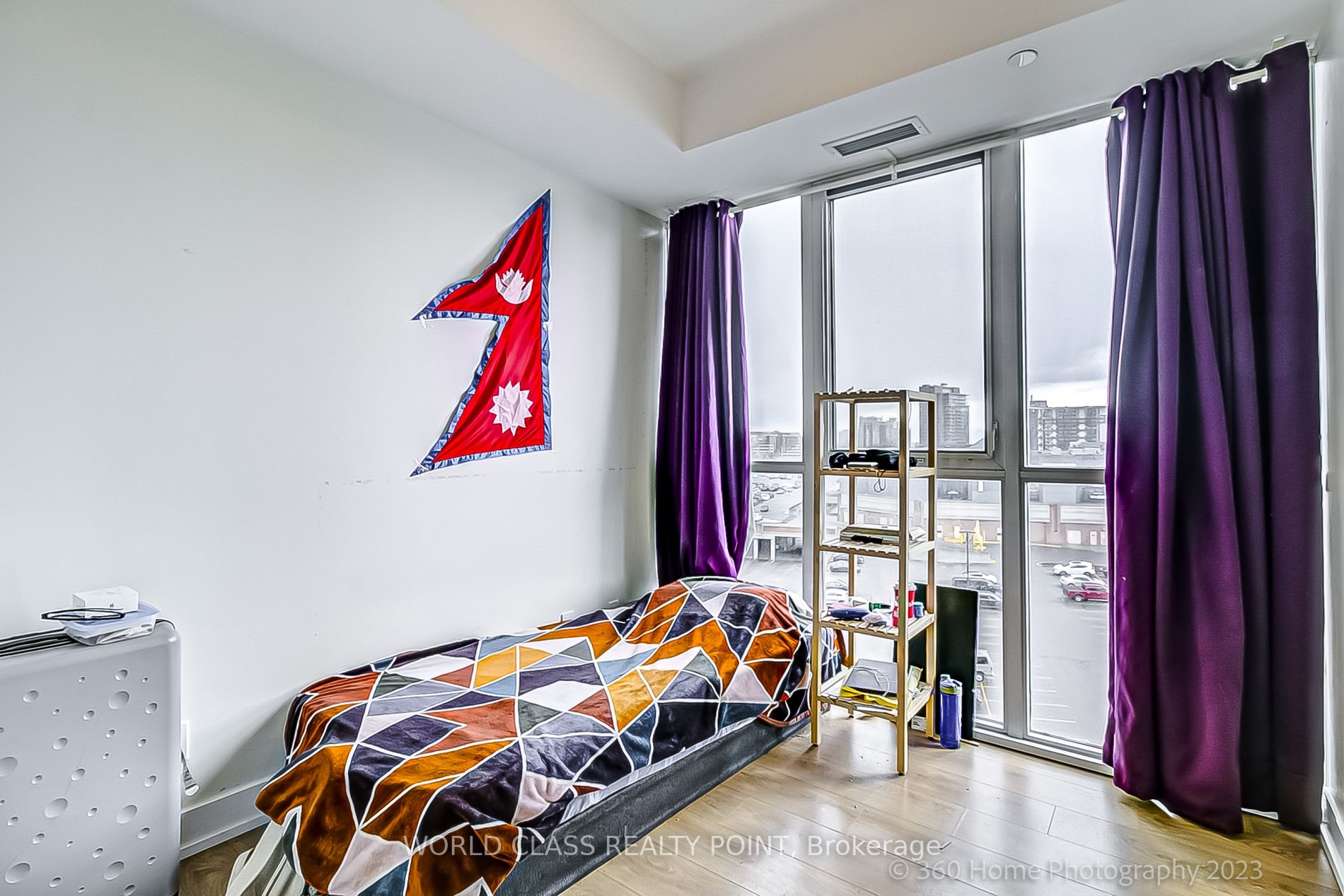 150 Fairview Mall Dr E, #611