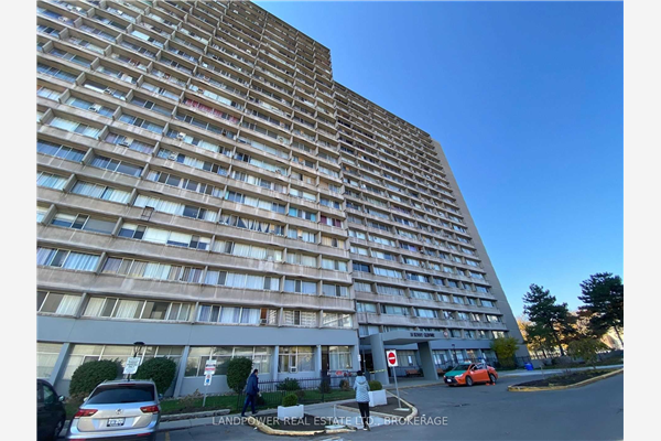 10 Sunny Glen Way, Toronto