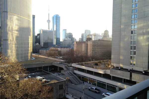 111 Elizabeth St, Toronto