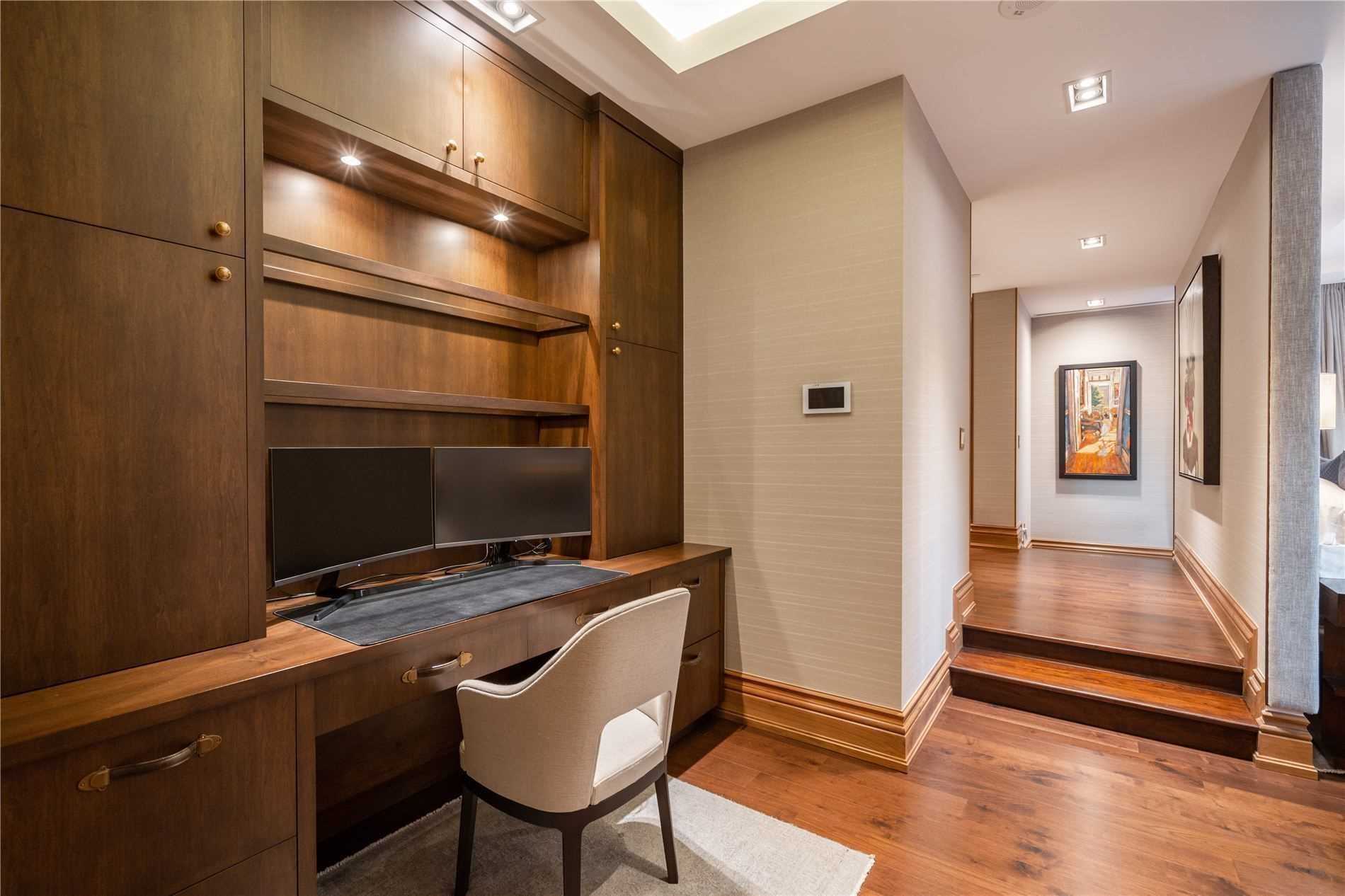 36 Hazelton Ave, #5B