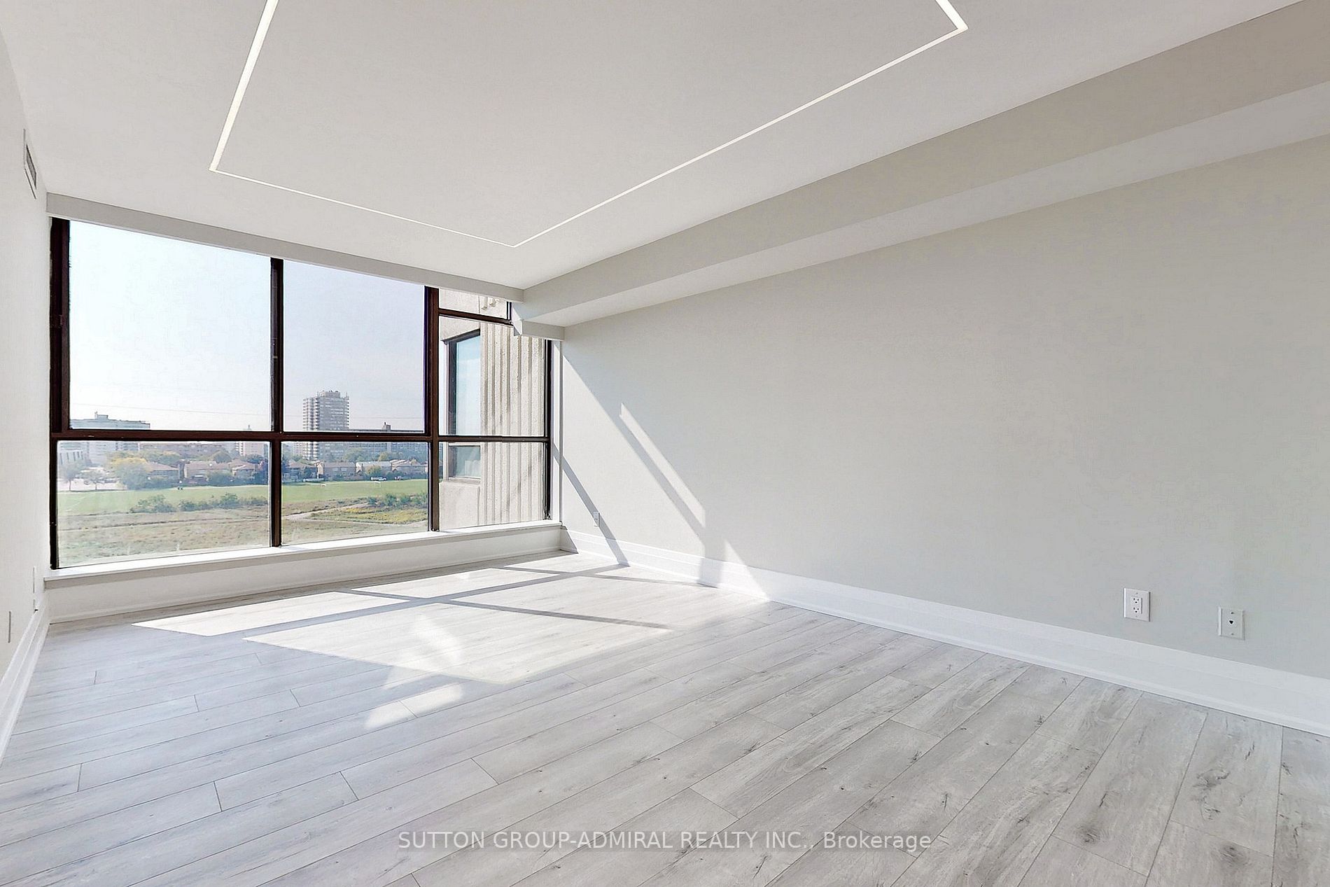 Listing C5940580 - Large Photo # 14