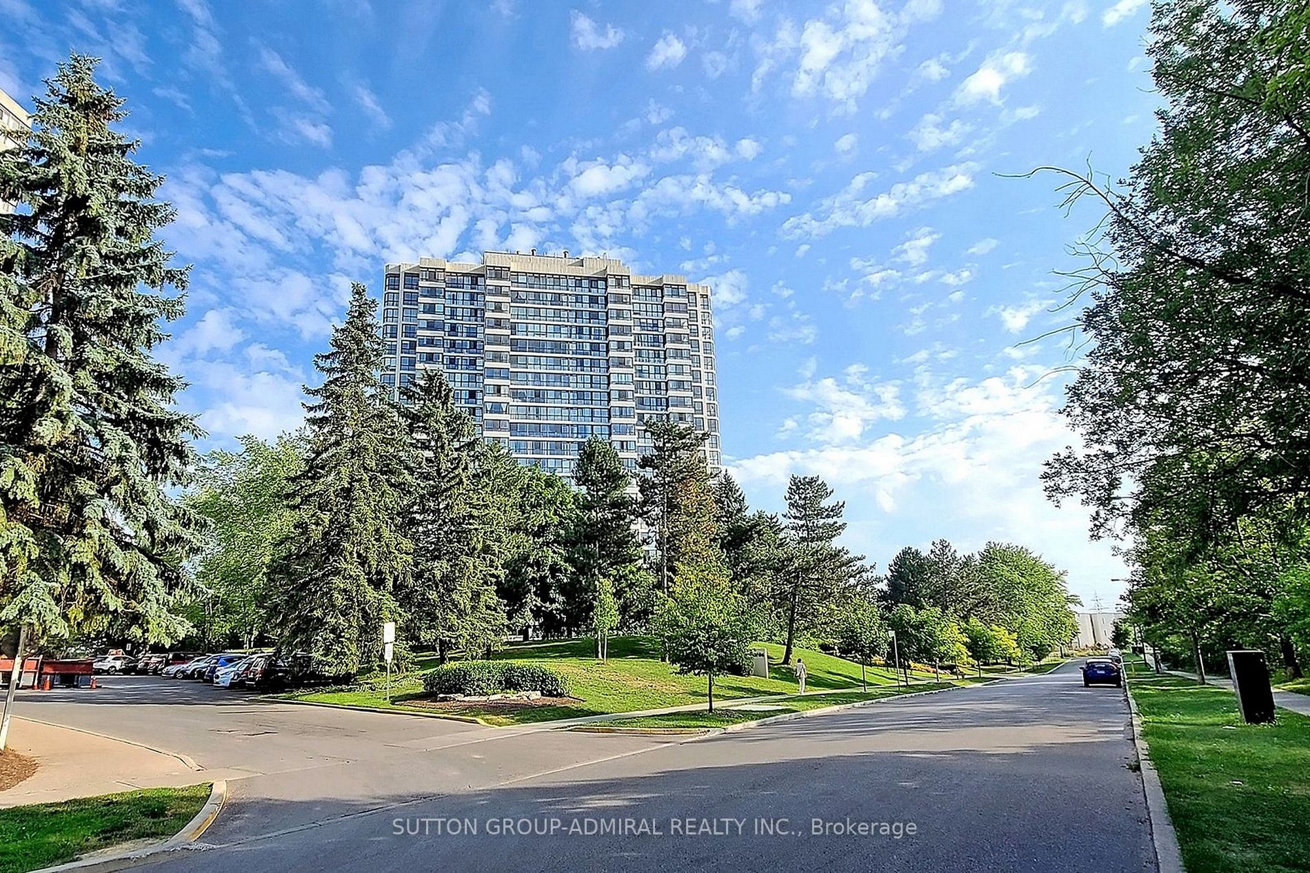 Listing C5940580 - Large Photo # 21
