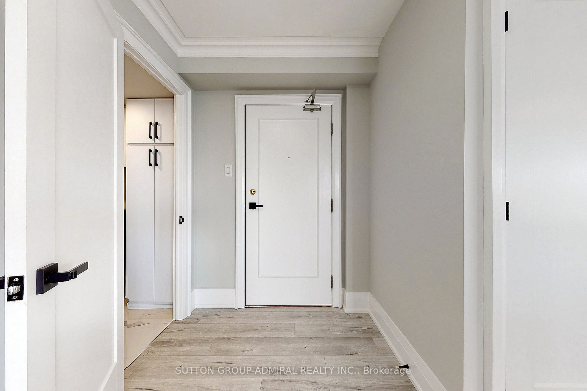 Listing C5940580 - Large Photo # 27