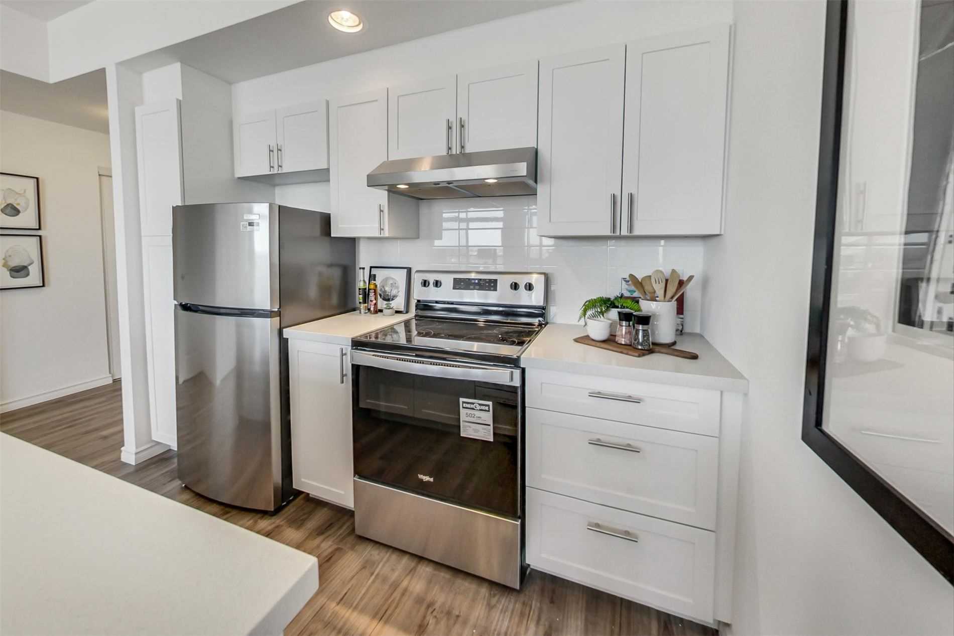 15 Maplewood Ave, #Ph8