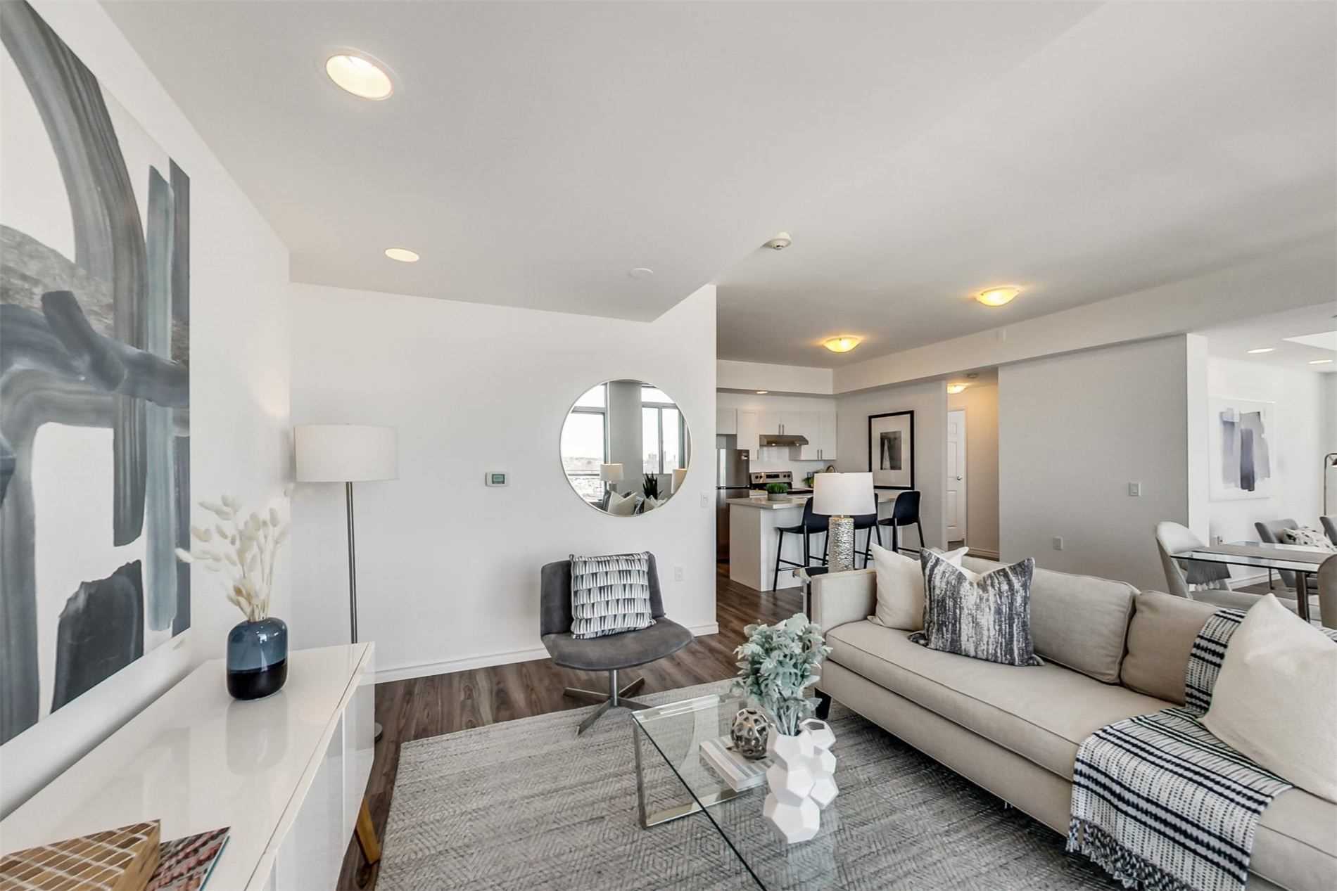 15 Maplewood Ave, #Ph8