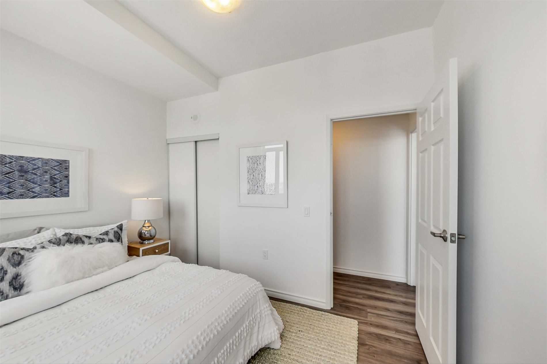 15 Maplewood Ave, #Ph8
