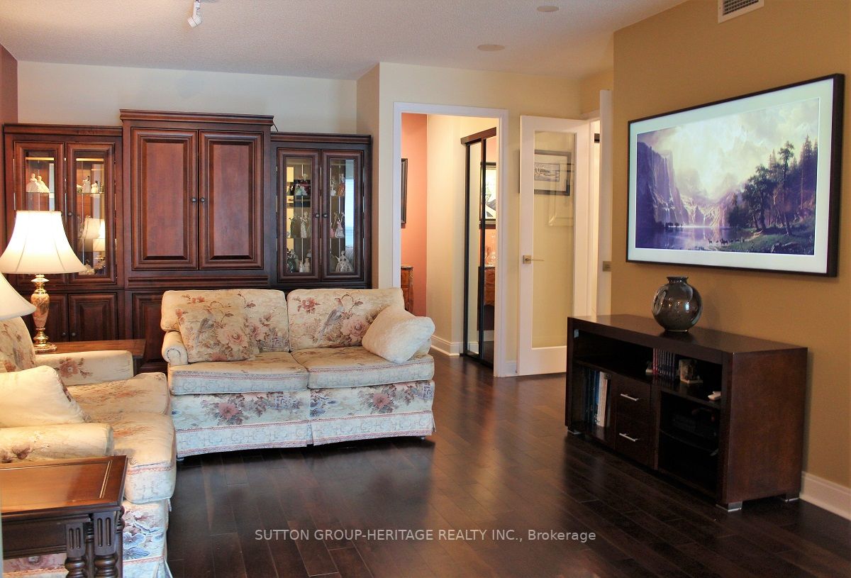 Listing C5940768 - Large Photo # 16