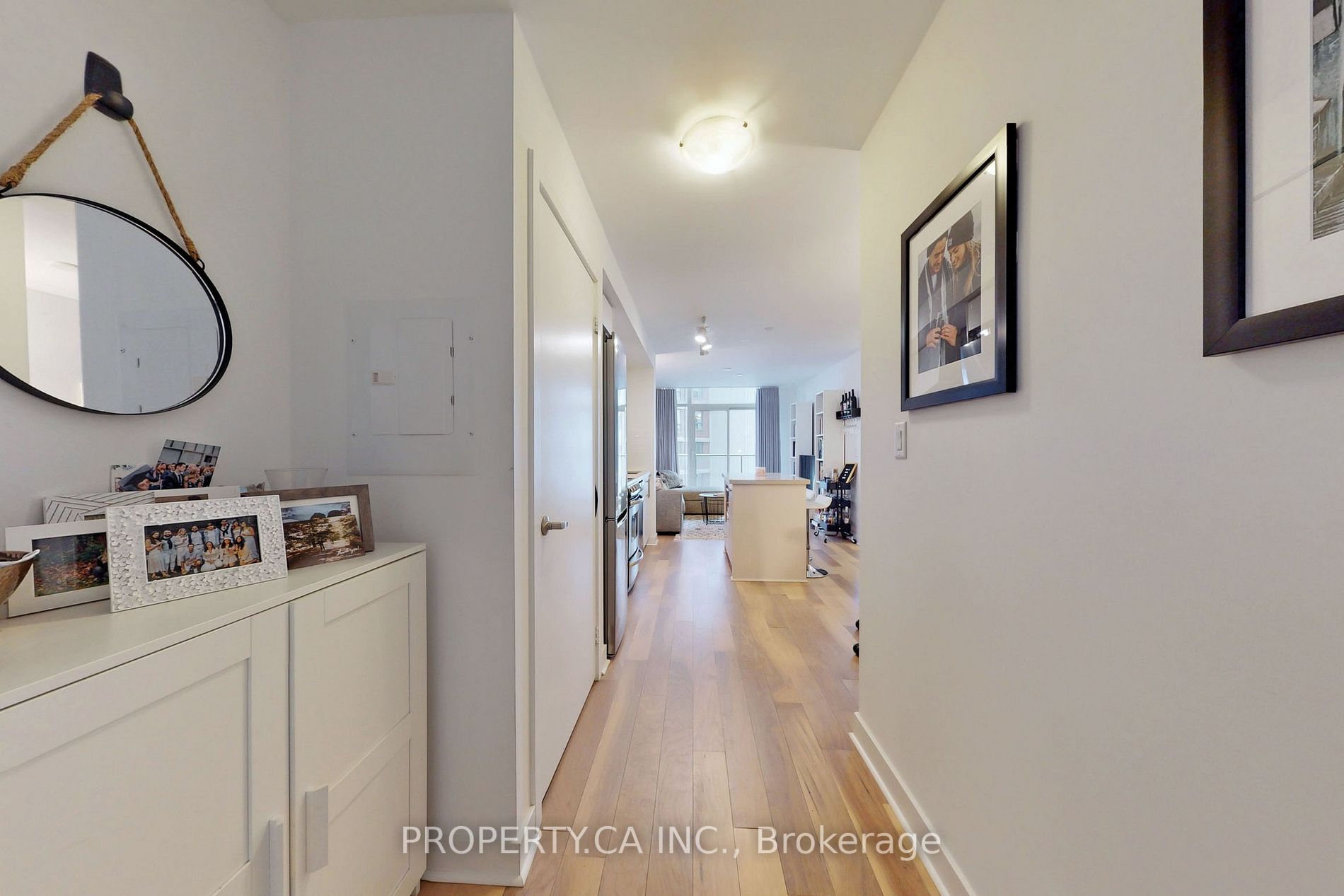 58 Orchard View Boulevard, #1006