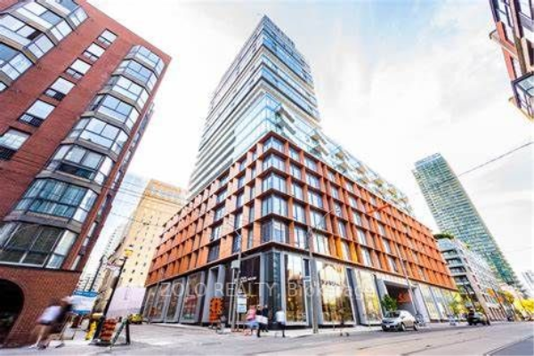 60 Colborne St, Toronto