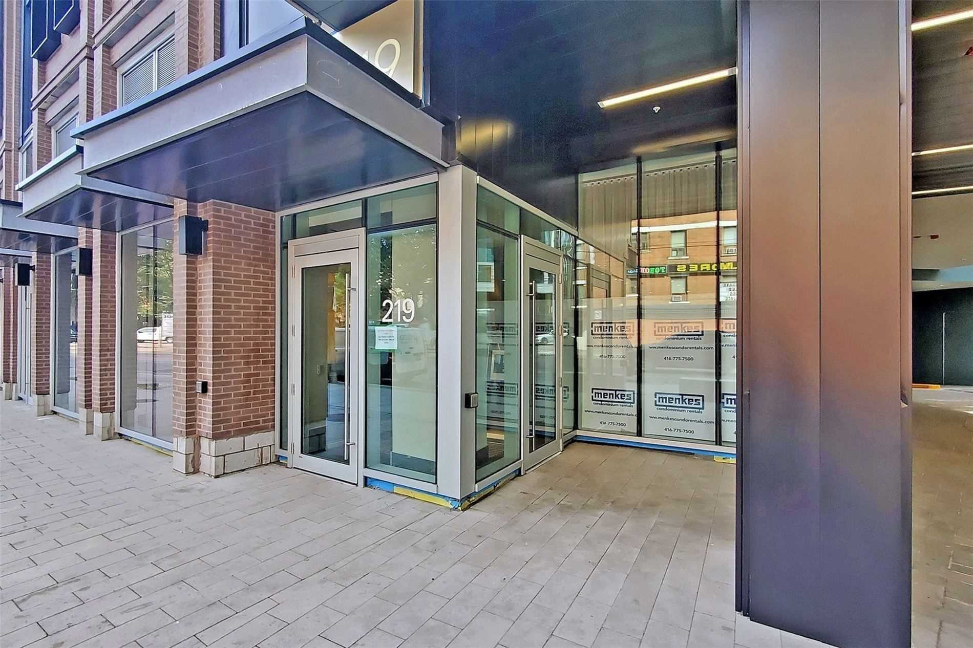 219 Dundas St E, #1709