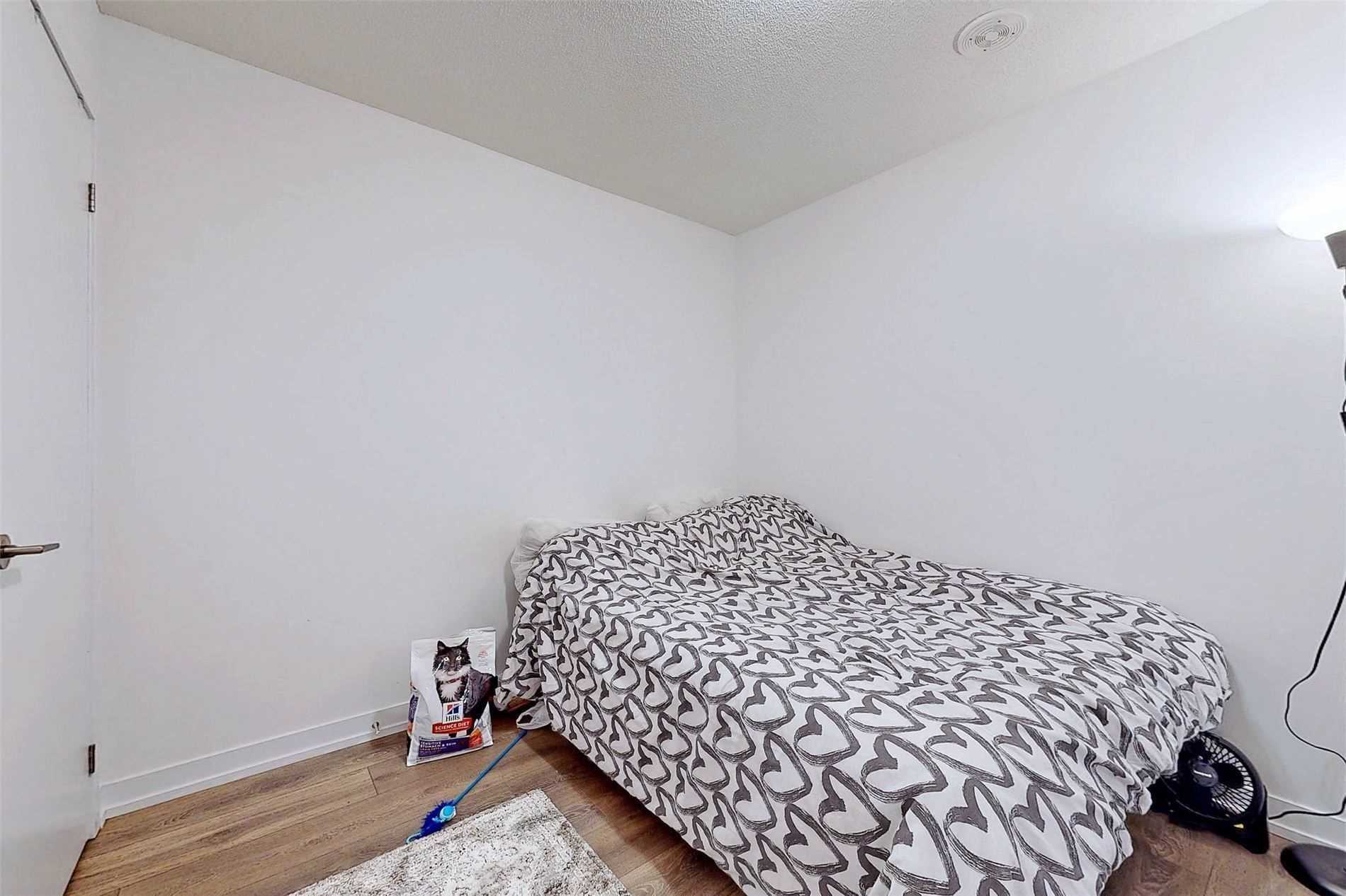219 Dundas St E, #1709