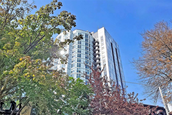 219 Dundas St E, Toronto