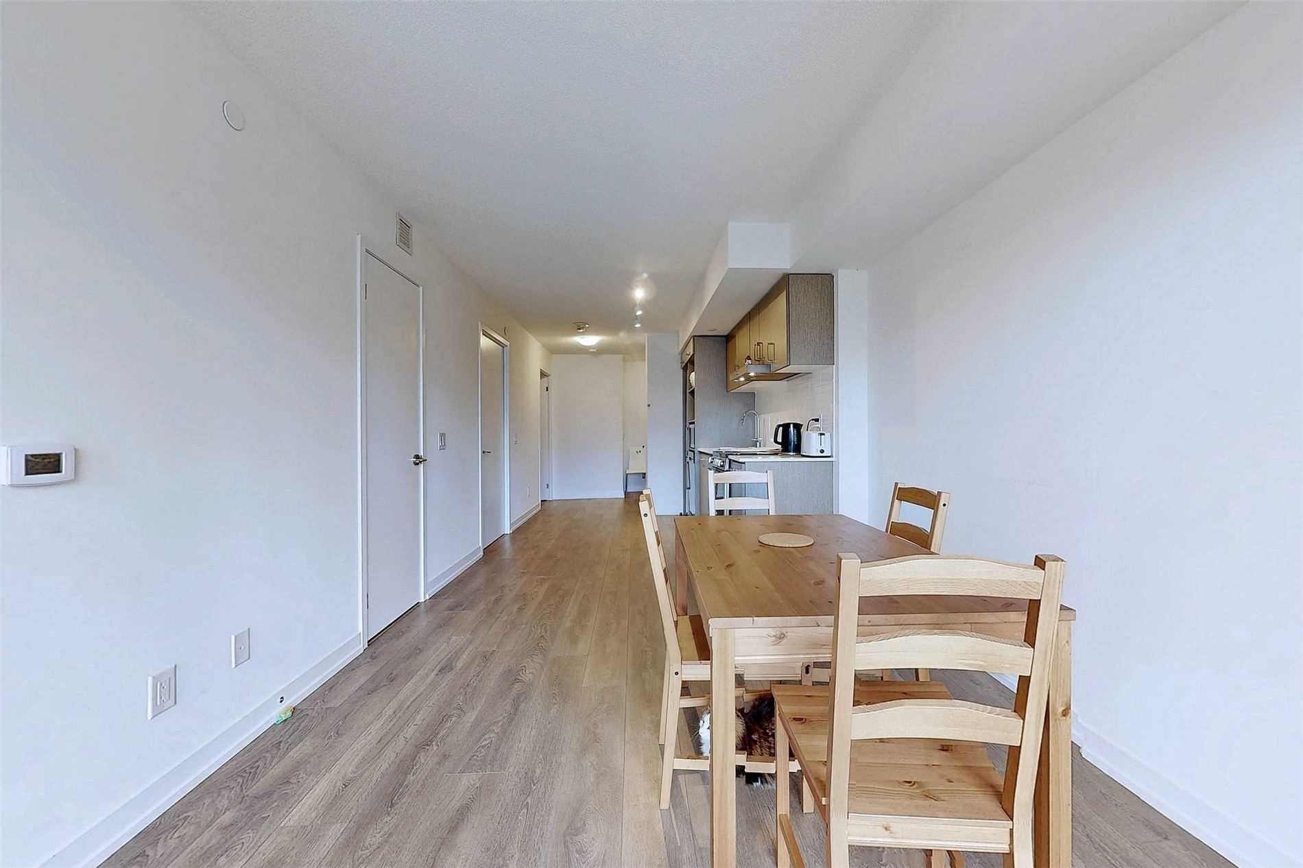 219 Dundas St E, #1709