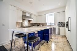 18 Forest Hill Rd