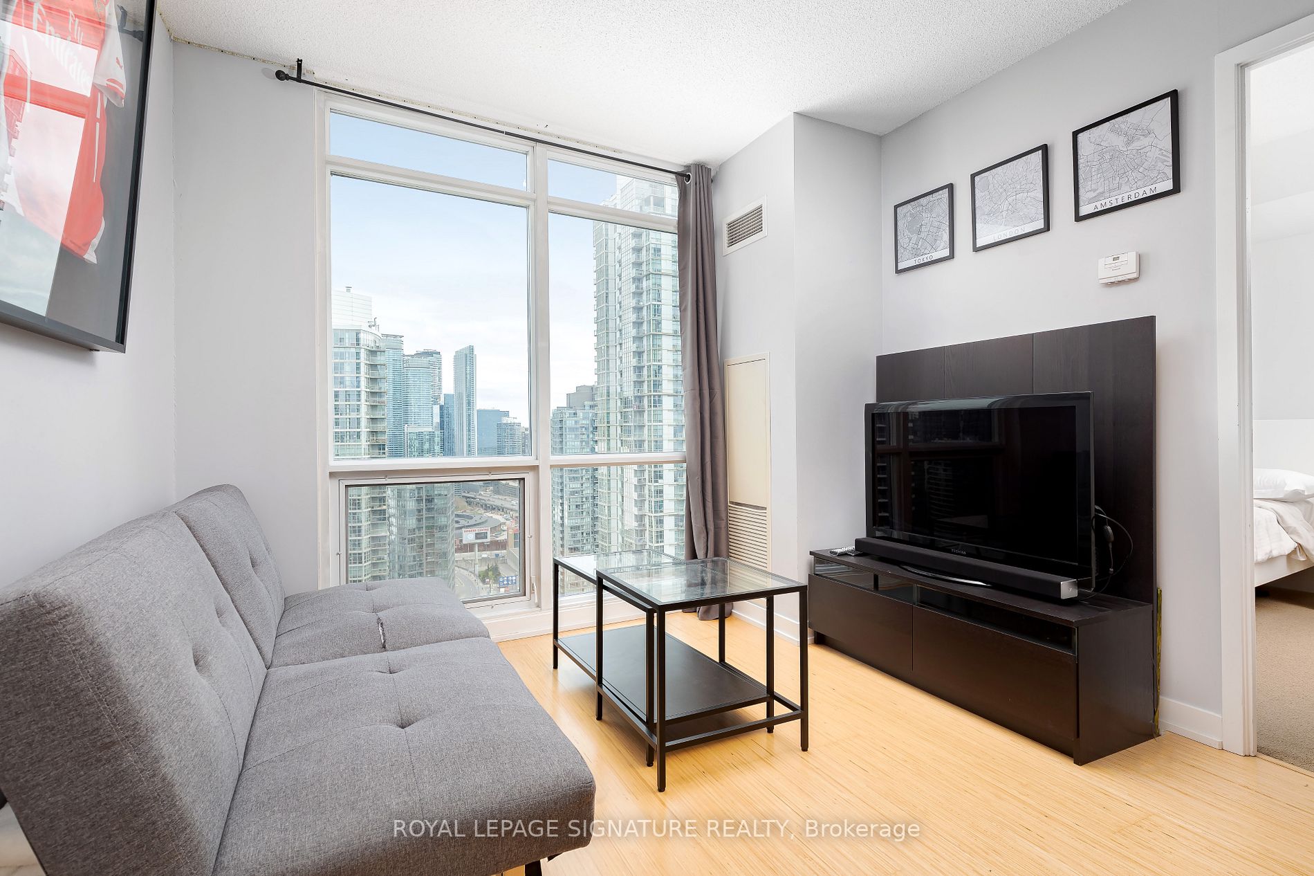 15 Fort York Blvd, #4009