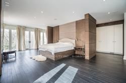 18 Forest Hill Rd