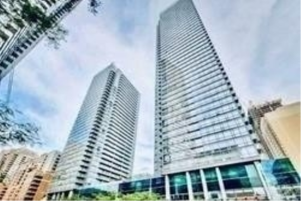 38 Grenville St, Toronto