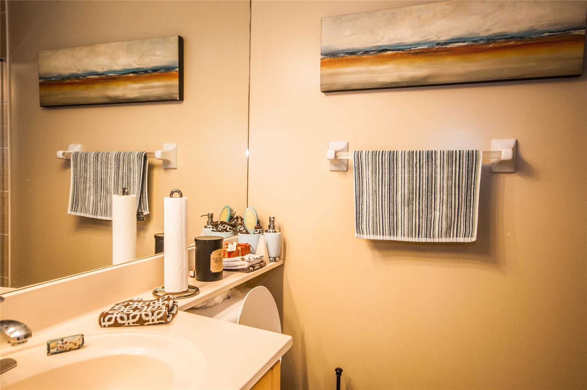 Listing C5946431 - Large Photo # 23