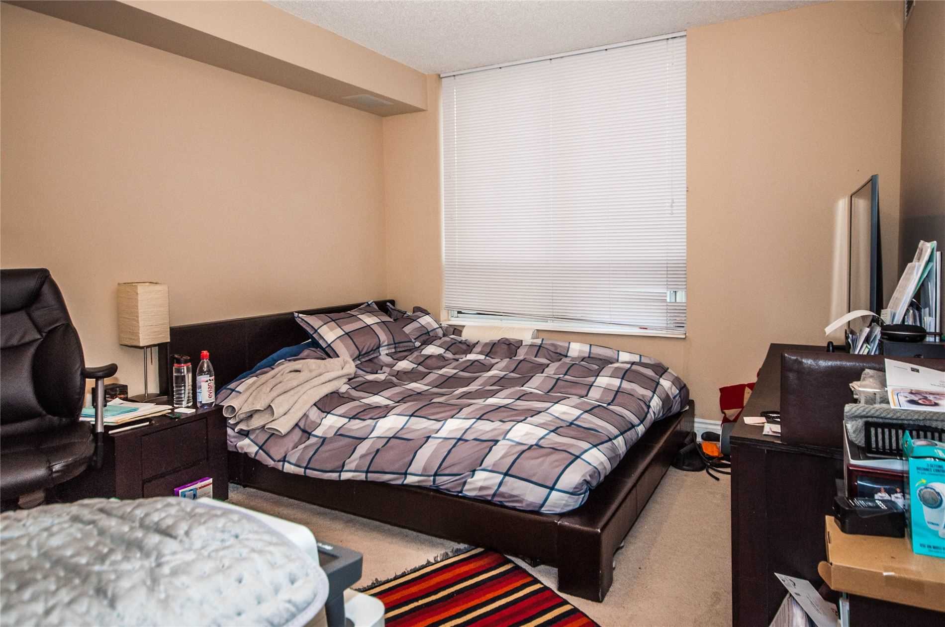 Listing C5946431 - Large Photo # 29