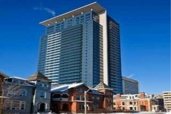 28 Linden St, Toronto