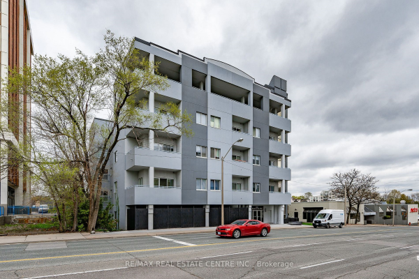 600 Eglinton Ave E, Toronto