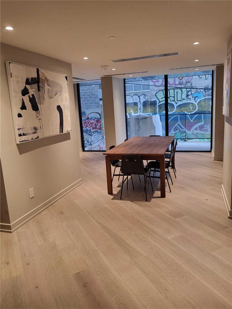 458 Richmond St W, #609