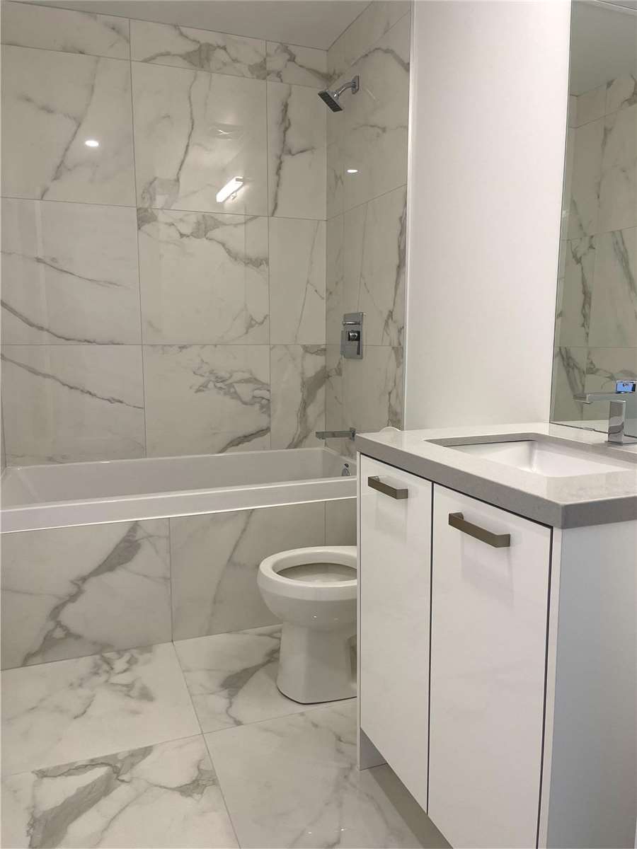 458 Richmond St W, #609