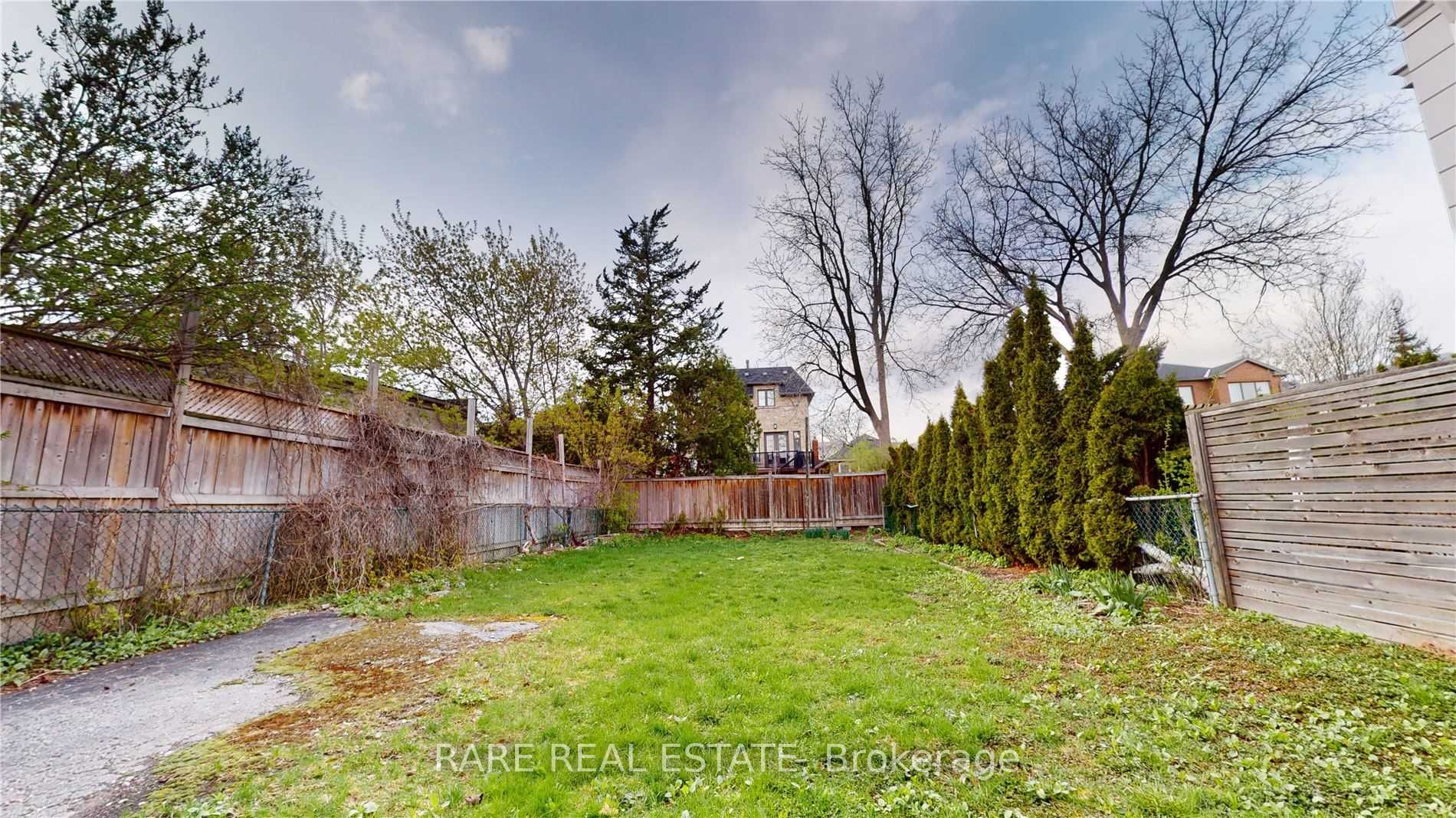 214 Brooke Avenue