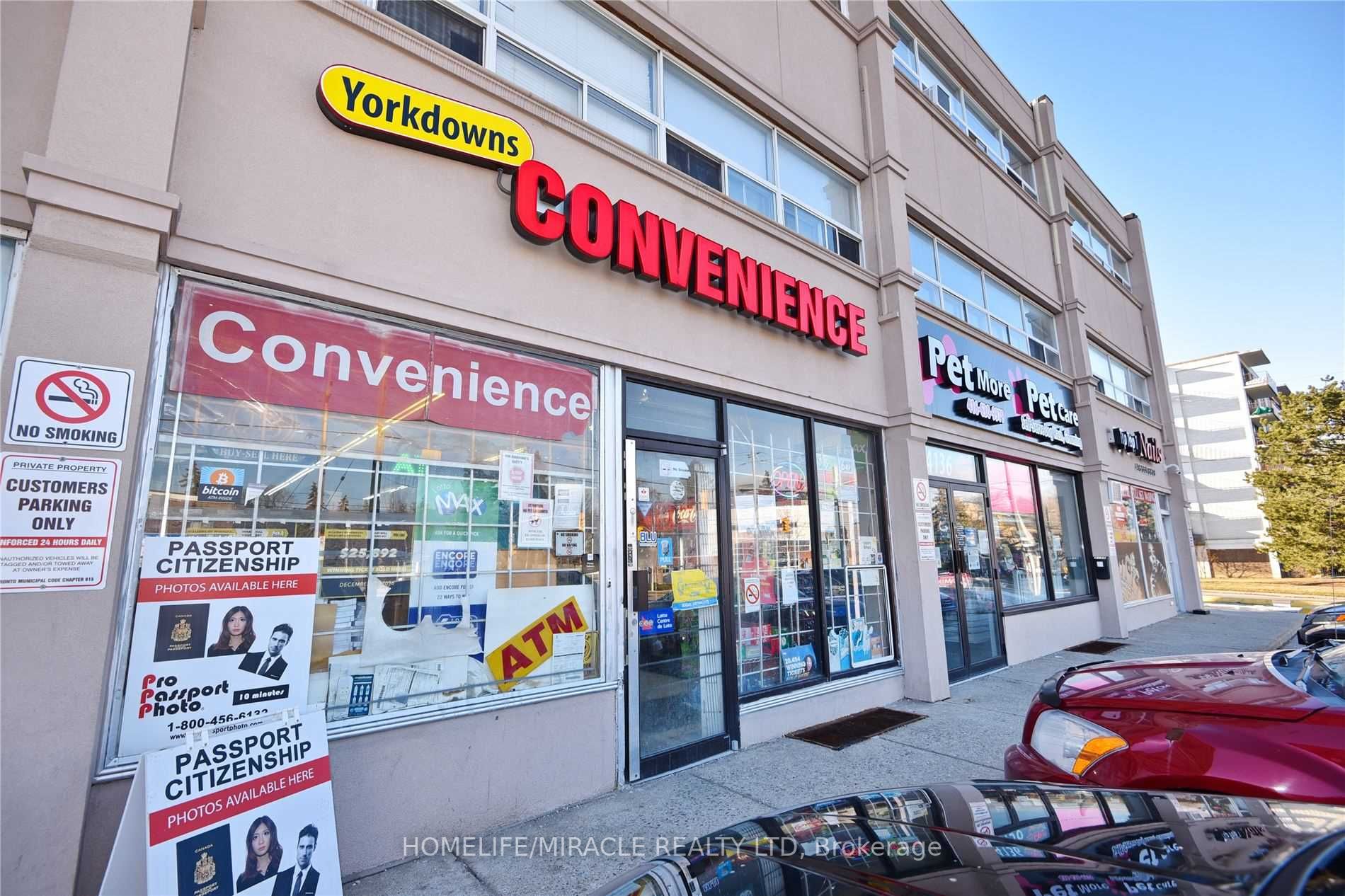 4134 Bathurst St