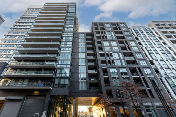 20 Minowan Miikan Lane, Toronto