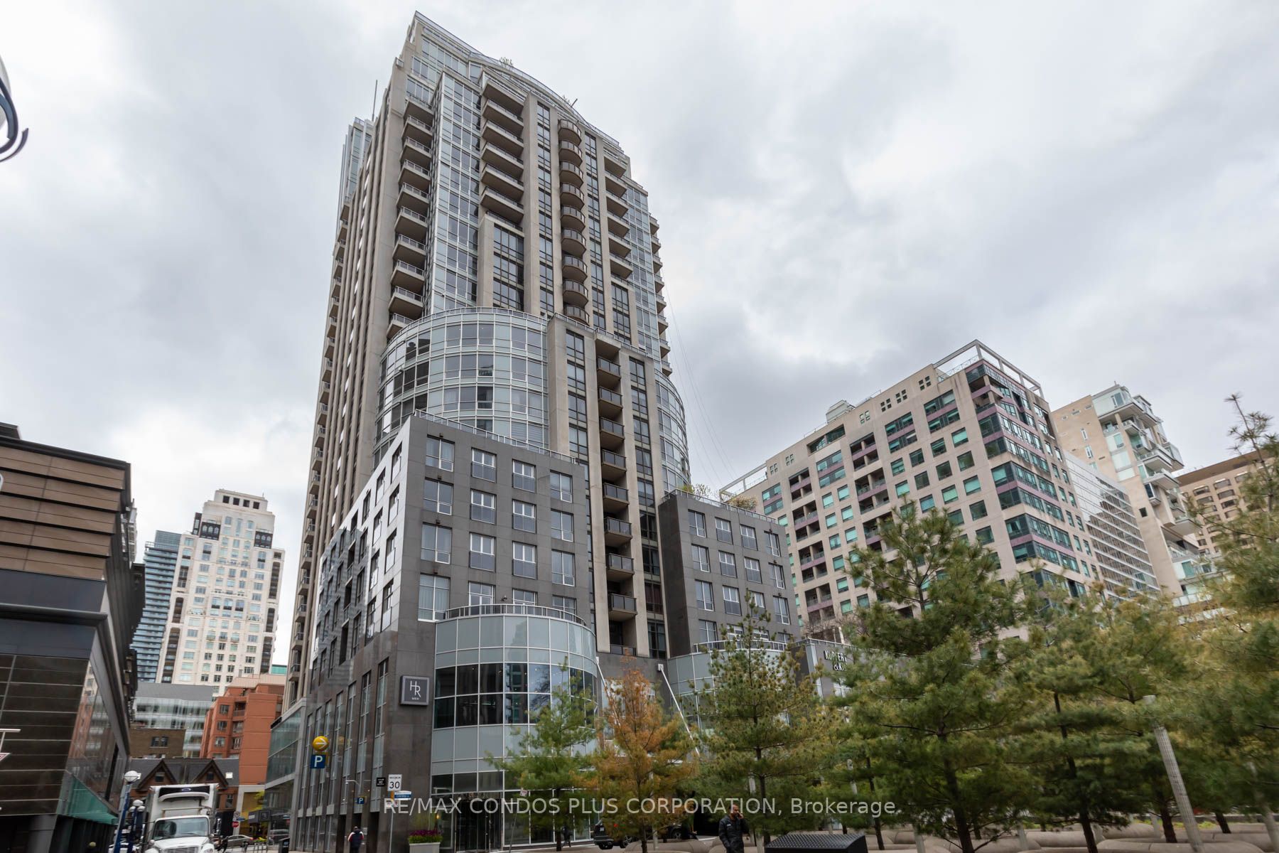 10 Bellair St, #801