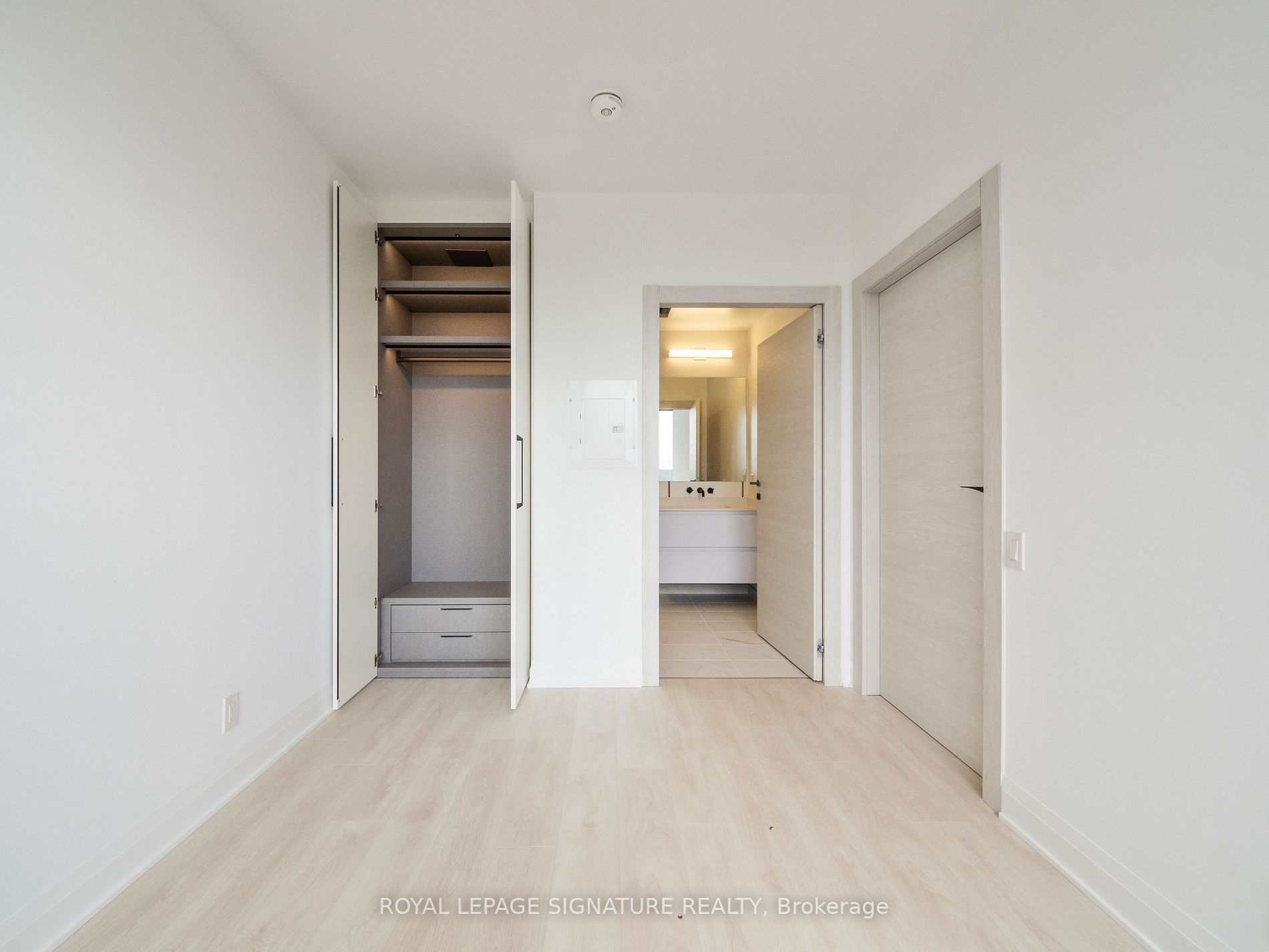 33 Frederick Todd Way N #703