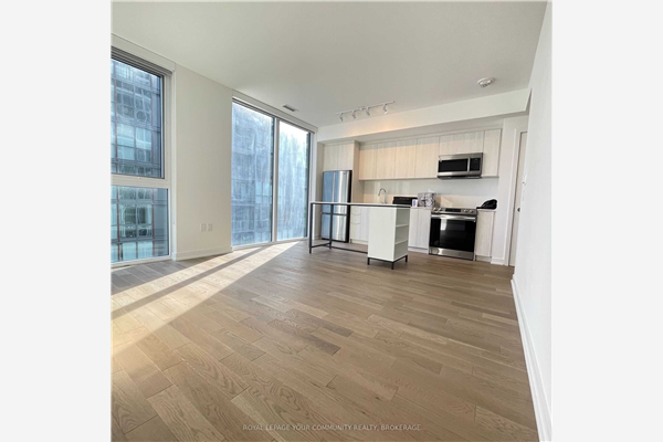 357 King St W, Toronto