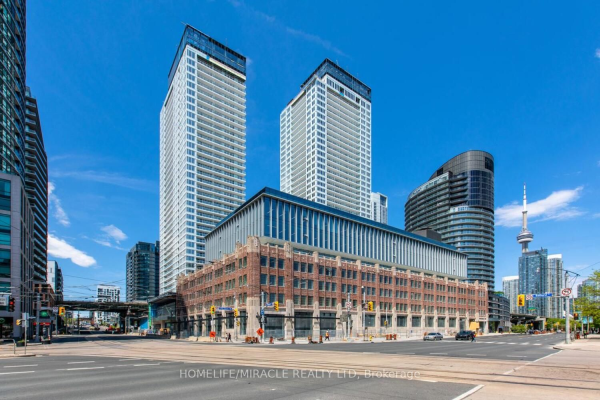 17 Bathurst St, Toronto