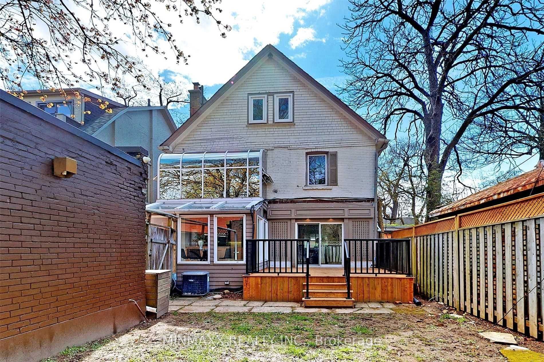 74 Dale Ave