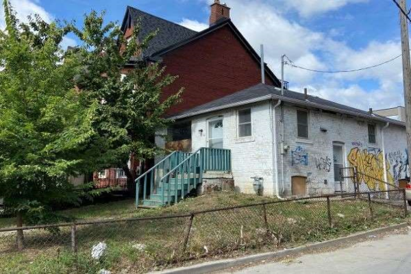 14 Grange Ave, Toronto
