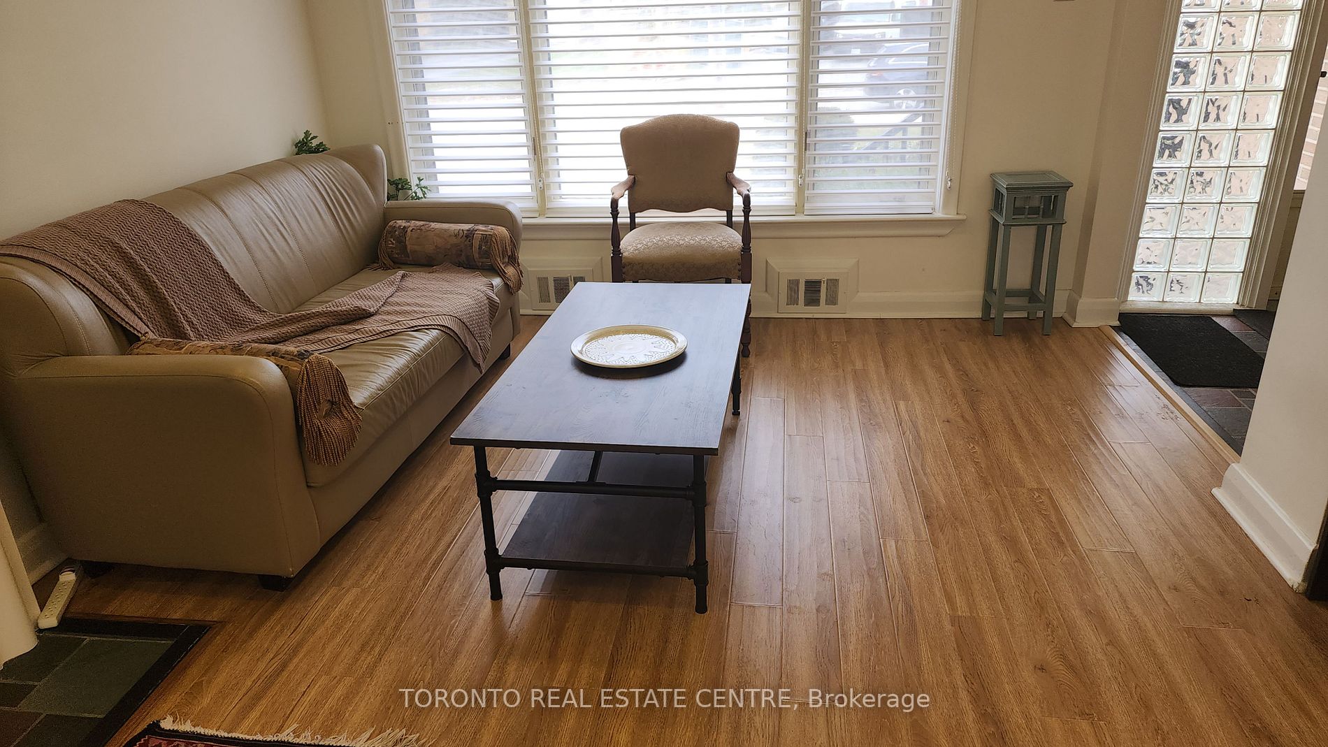 7 Foxwarren Dr
