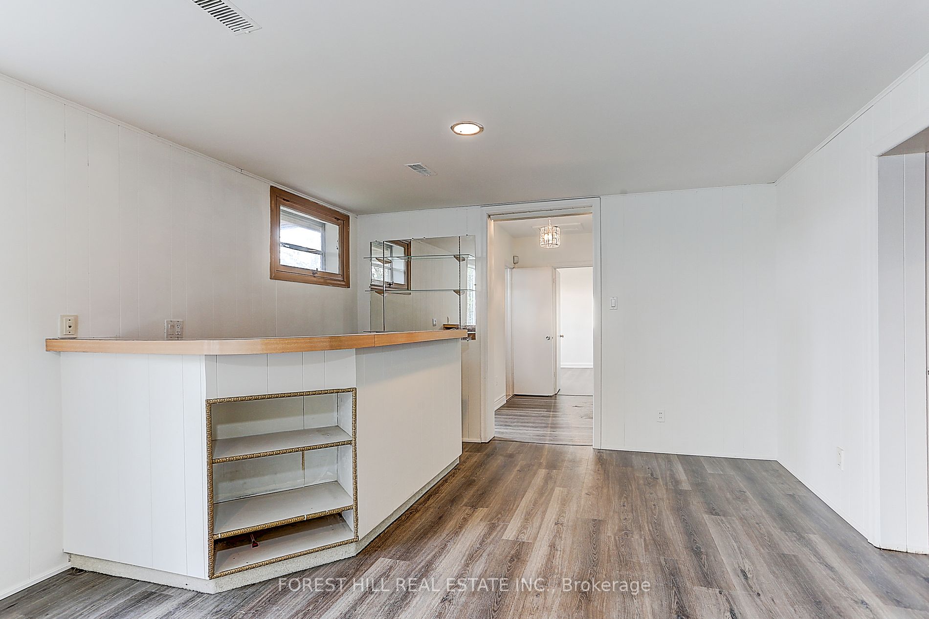 537 Blythwood Rd