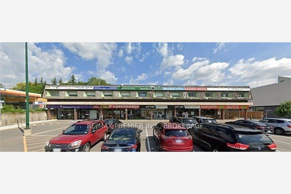 752 Sheppard Ave E, Toronto